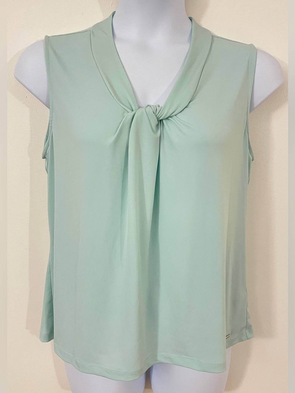 Calvin Klein Sleeveless Knot-Neck Camisole in Mint Size XL